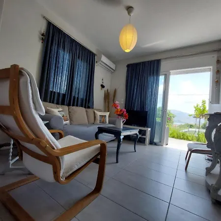Eva's Place Lixouri