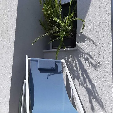 Eva's Place