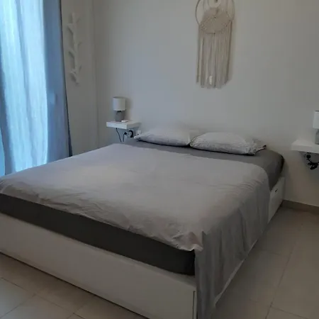 Eva's Place